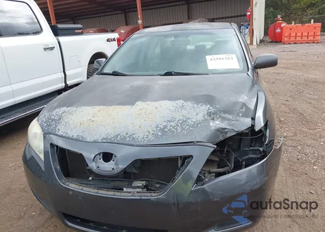 2007 Toyota Camry Le z USA, uszkodzony, nr VIN 4T1BE46K07U513628